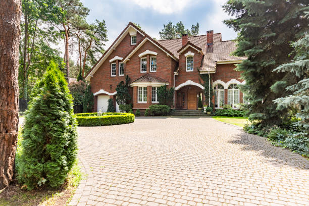 Best Local Driveway Pavers  in Marion, MS